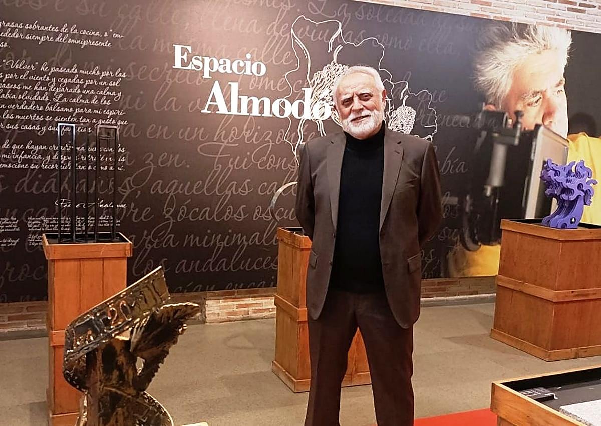 Imagen secundaria 1 - El Festival de las Artes Escénicas de Calzada de Calatrava homenajea al crítico extremeño José Manuel Villafaina