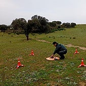Los agentes de la Guardia Civil utilizaron drones para buscar al vecino de Garlitos.