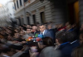 Aldama tira de la manta