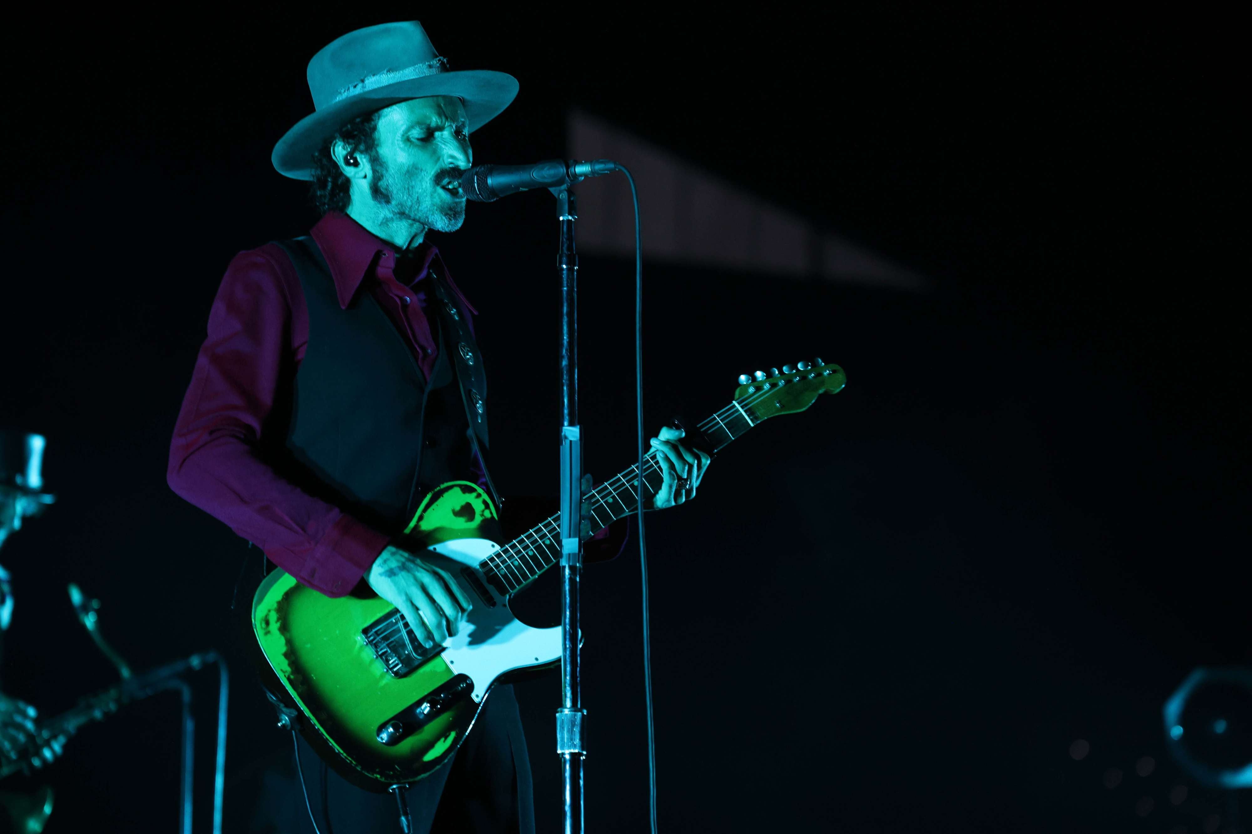 Leiva durante uno de los conciertos de su anterior gira, 'Cuando te muerdes el labio'