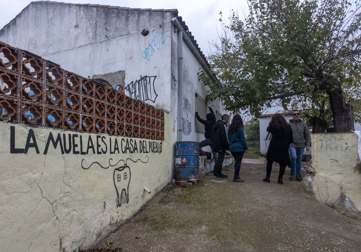 El centro social La Muela el pasado viernes durante una de las actividades organizadas por el colectivo okupa.