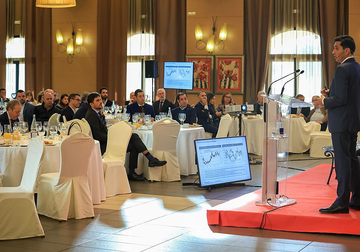 Fotos | Amplia participación empresarial en Foro HOY Santander