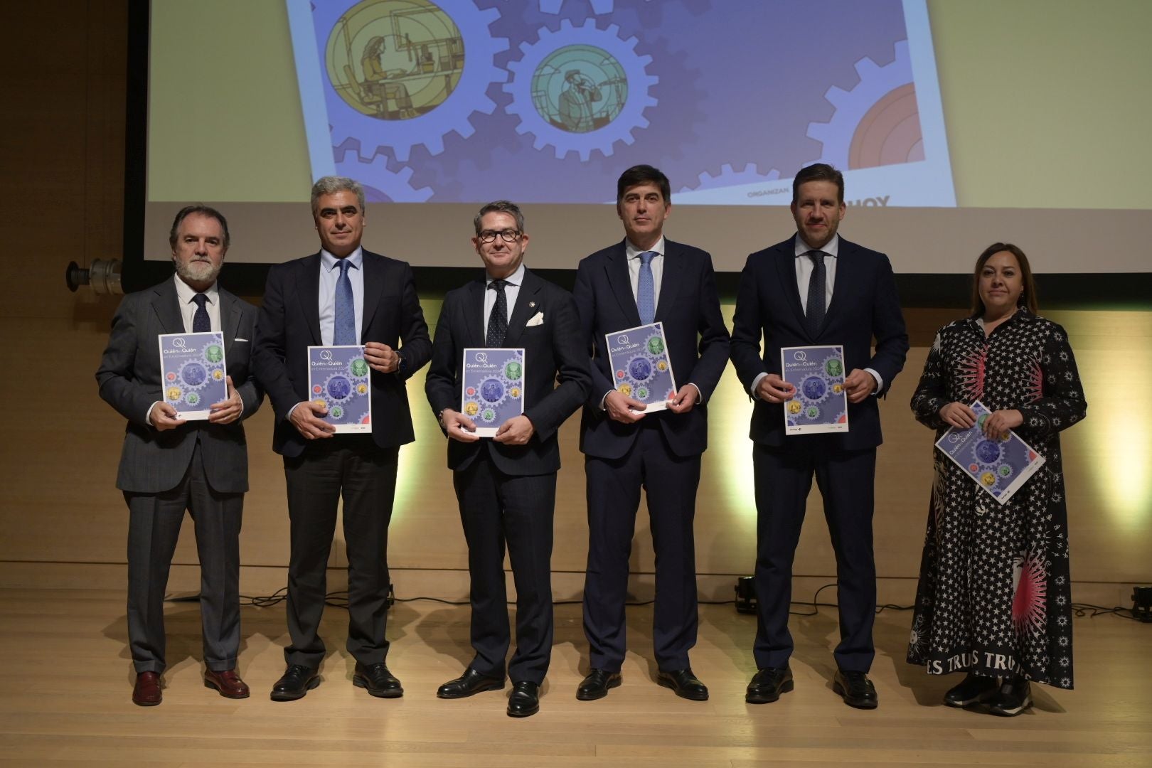 Fotos | Presentación de la quinta edición de la revista Quién es Quién en Extremadura