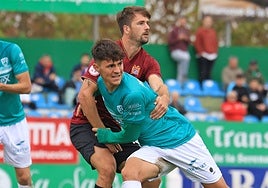 Pablo Guerrero en una acción del triunfo contra el Águilas.