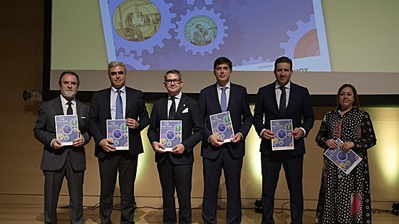 El nuevo Quién es Quién se presenta como la «brújula empresarial de Extremadura»
