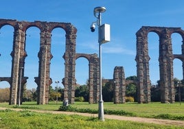 Cámara instalada en los Milagros para vigilar las agresiones al acueducto.