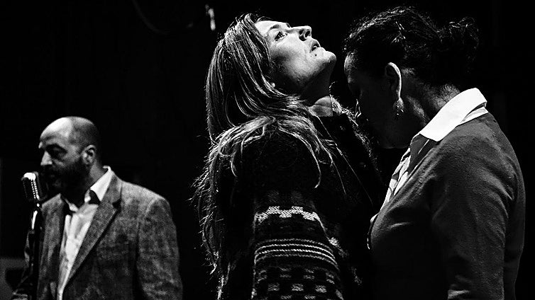 De La Luna Teatro trae a la sala Rafael Fenoll la obra 'Laberinto: anatomía del presente'