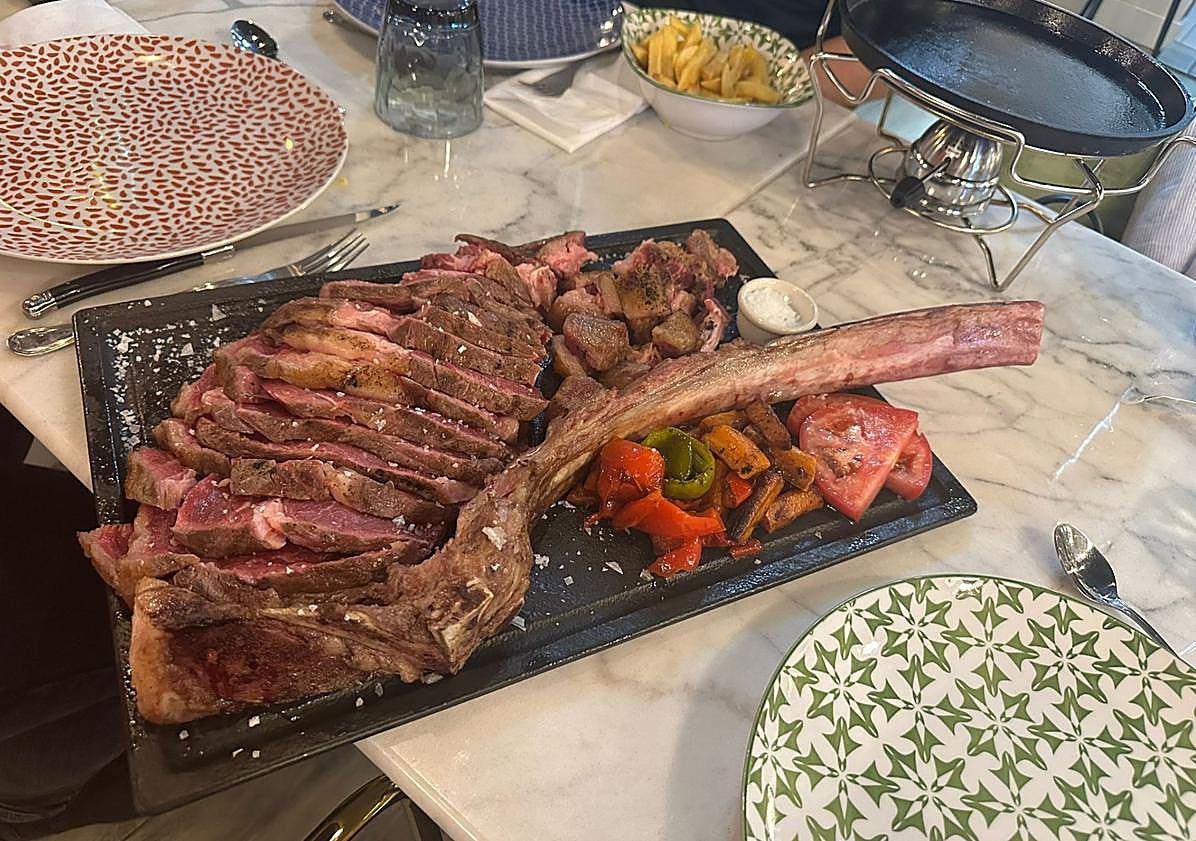 Imagen principal - Seven: mucho más que un restaurante familiar en Santa Amalia