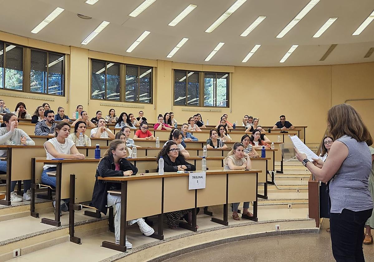 Un total de 816 docentes se convertirán en funcionarios de carrera el 31 de diciembre