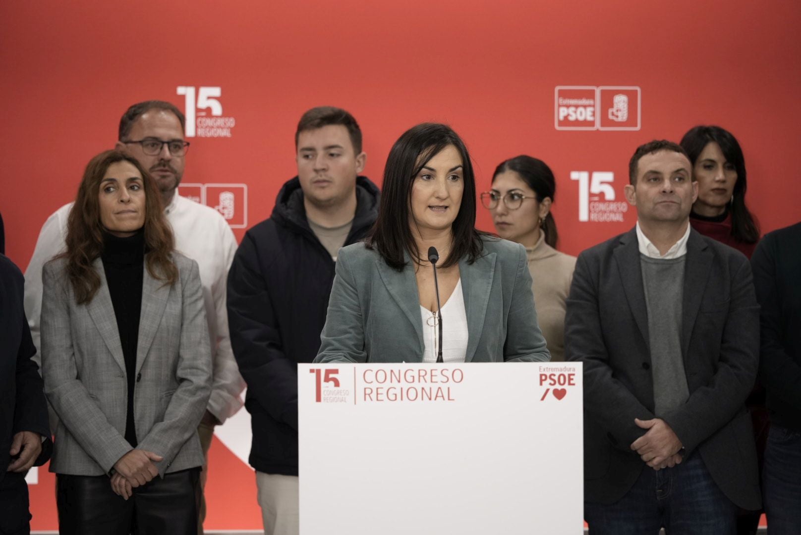 Presentados los avales de las dos candidaturas para liderar el PSOE extremeño