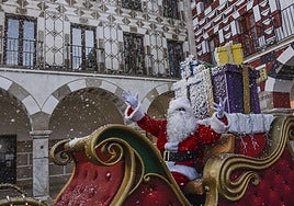 Llegada de Papá Noel a la Plaza Alta de Badajoz.