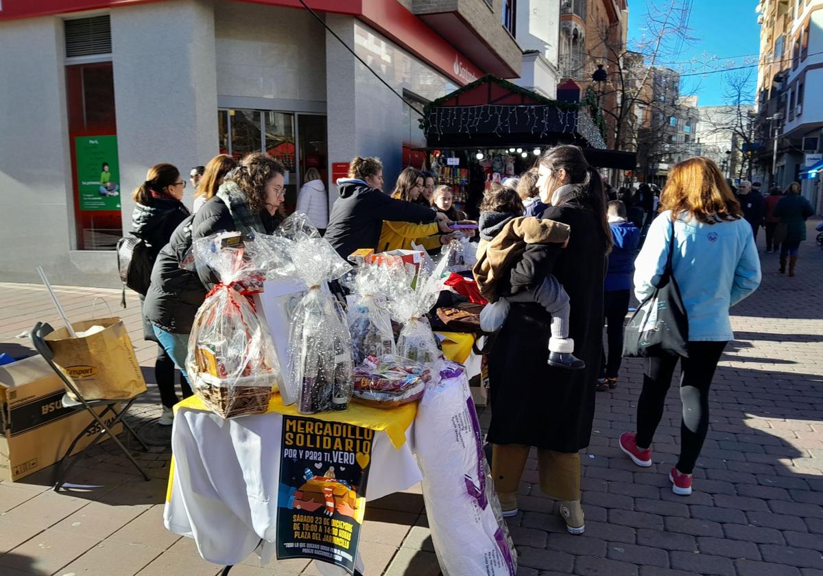 Mercadillo solidario.