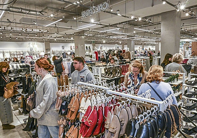 Los expositores ocupan una zona que ocupa más de 5.000 metros cuadrados.