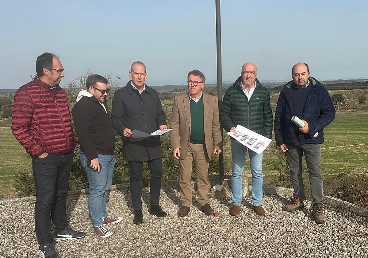 Visita del secretario general de Desarrollo Sostenible, Planificación y Coordinación Hídrica, Víctor del Moral, a Malpartida de Cáceres.