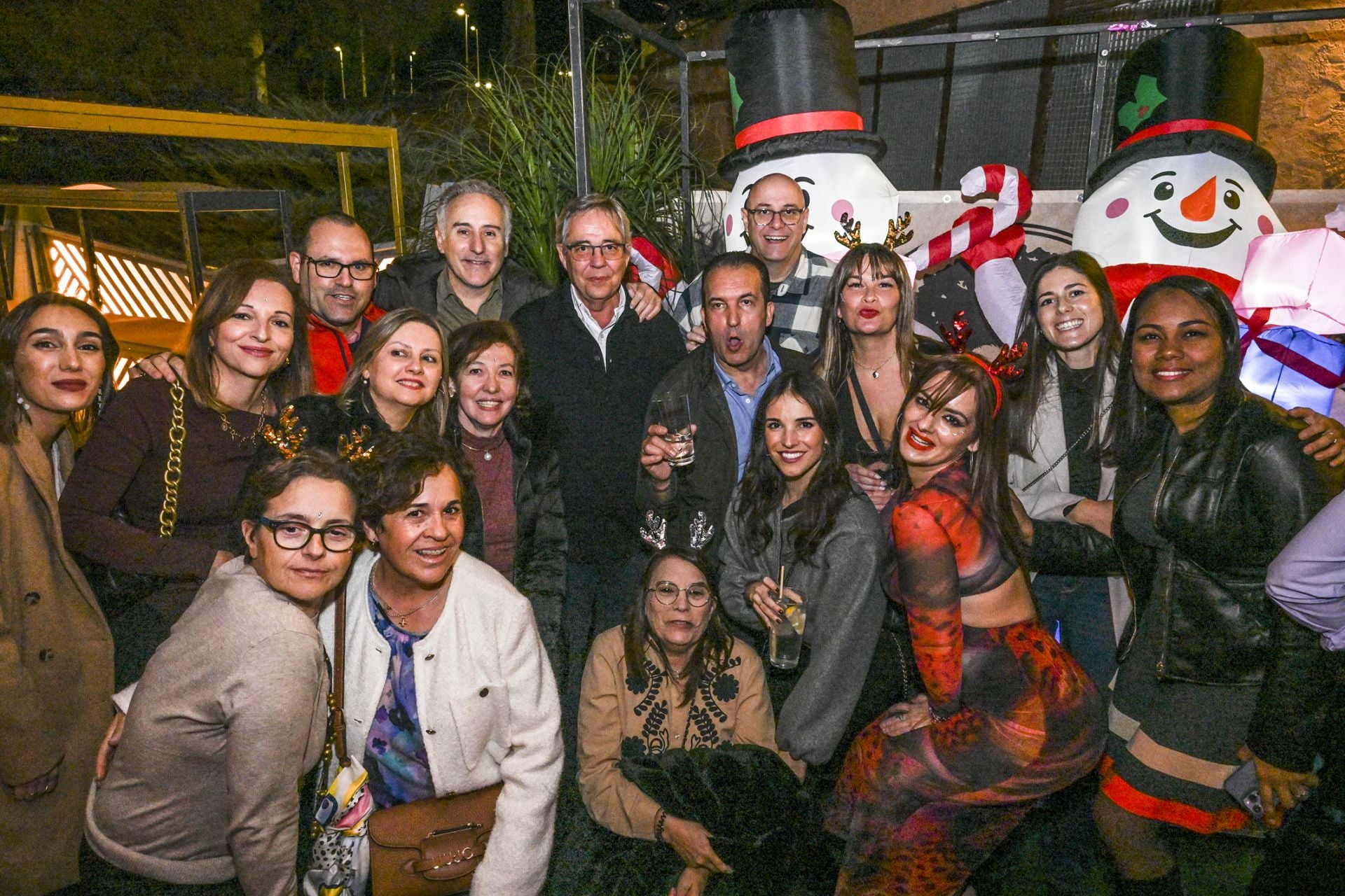 Fotos | Los bares del río de Badajoz hacen el agosto en Navidad