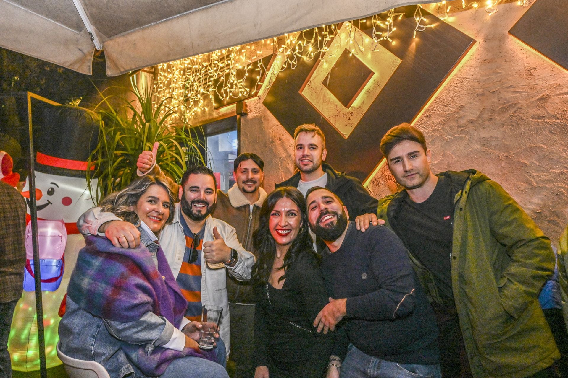 Fotos | Los bares del río de Badajoz hacen el agosto en Navidad