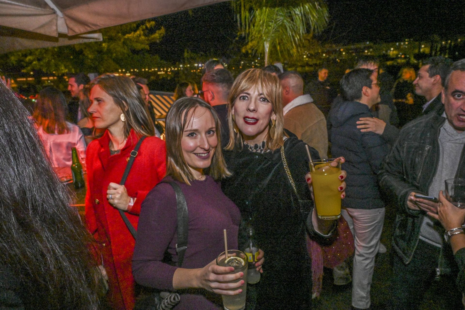 Fotos | Los bares del río de Badajoz hacen el agosto en Navidad