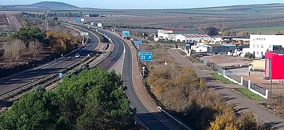Herido un hombre de 53 años en otro accidente este fin de semana en el tramo pacense de la A-5