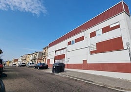 Nave de Mérida en la que estuvieron domiciliadas las empresas hasta 2022.