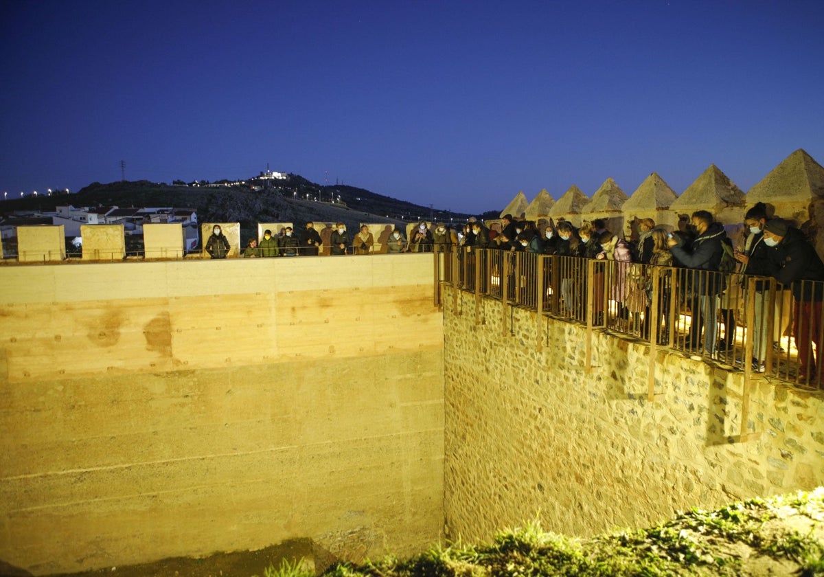 La compra de las viviendas del Baluarte de los Pozos de Cáceres garantiza el acceso al monumento