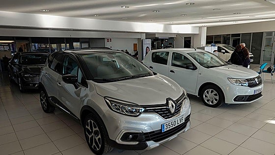 Las matriculaciones de coches crecen un 5% en Extremadura en 2024