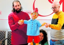 Máximo Leal, Ana Báez y Luis Prieto son los actores que dan vida a la obra 'Pinocho'.