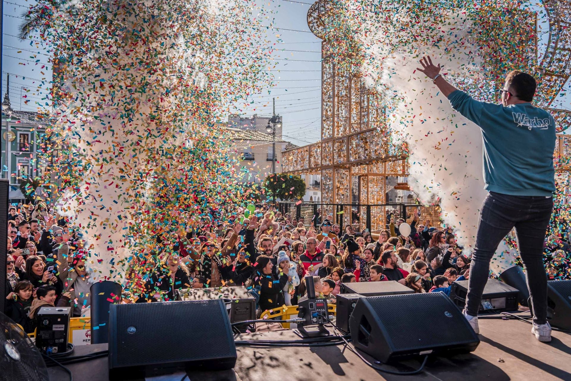 Fiesta de preuvas infantiles en la Plaza de España de Mérida