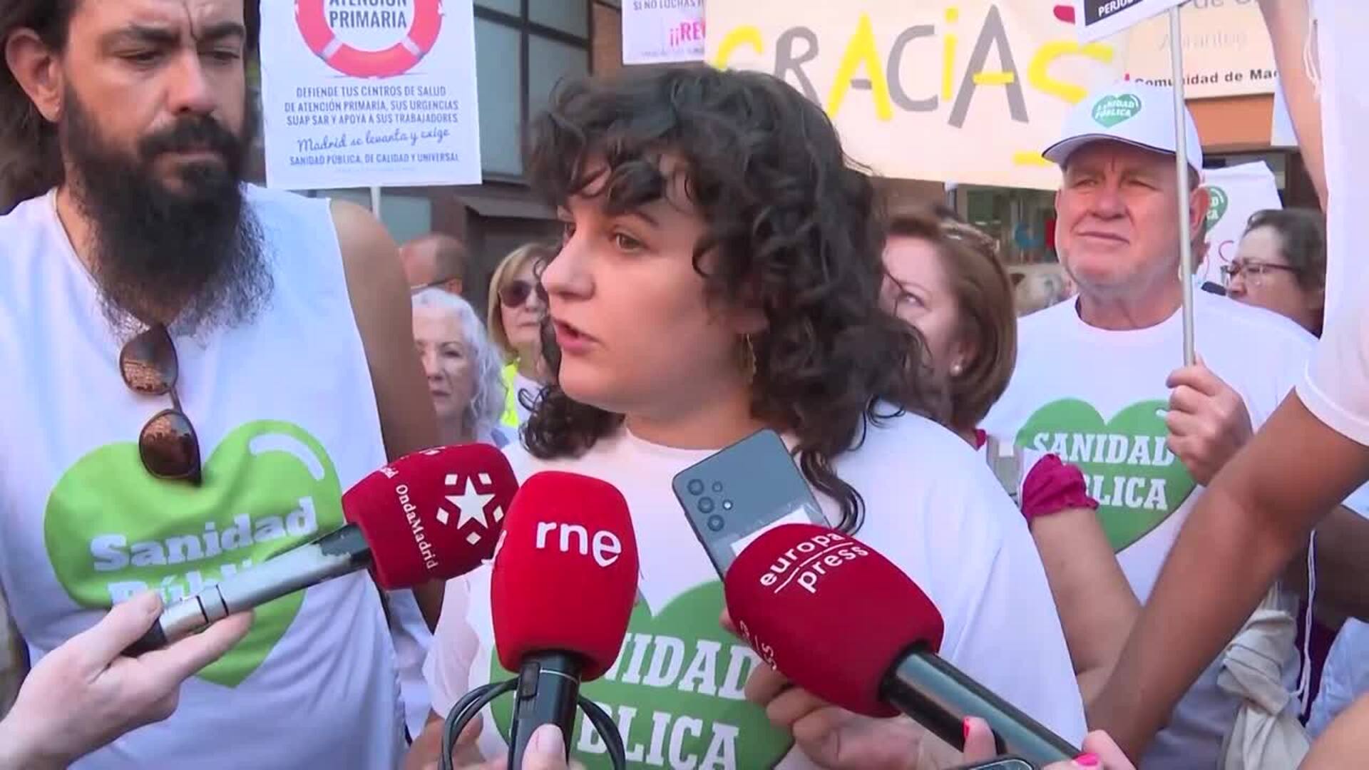 Carabanchel recibe a los vecinos que fueron en bici a Suiza para