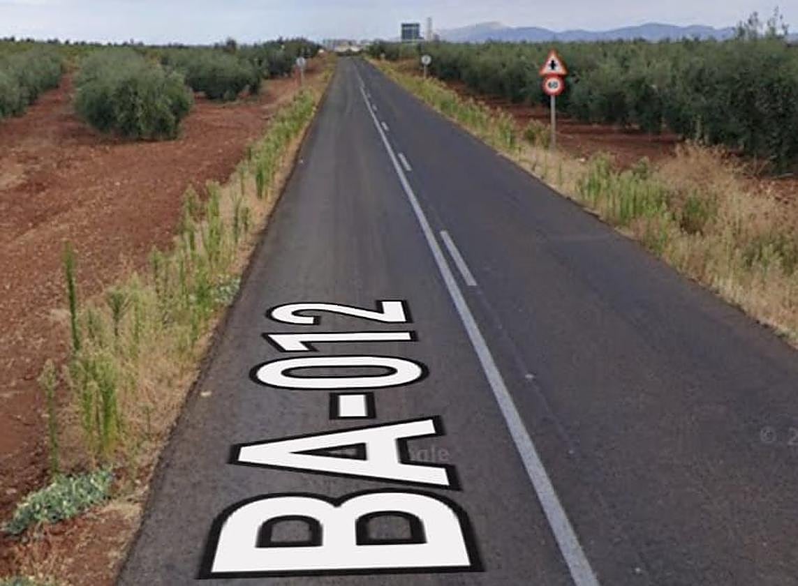 Carretera BA-012 en el punto kilométrico donde ha tenido lugar el accidente.