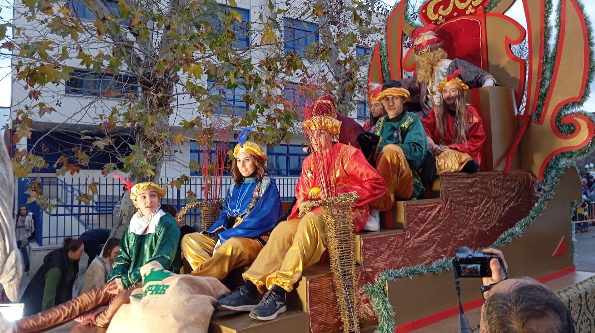 Fotos | Así ha sido la tempranera visita de Los Reyes Magos a Extremadura (I)