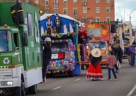 Los artefactos antes del desfile del Carnaval de Badajoz del año pasado.