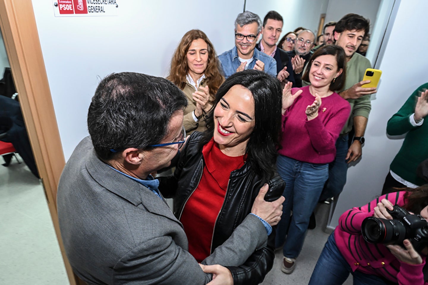 Fotos | Gallardo celebra su victoria en las primarias del PSOE de Extremadura