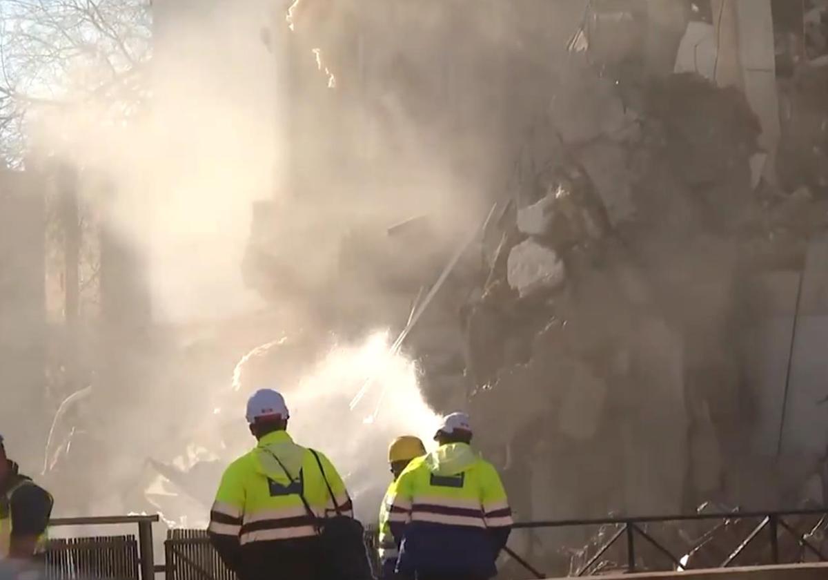 Las primeras demoliciones por la obra del soterramiento de la A-5 ya han arrancado en Madrid y afectará al viaje entre Extremadura y la capital de España por carretera.