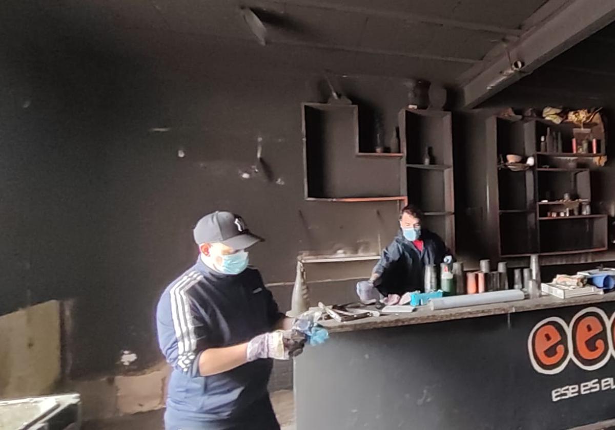 Fotos | Así ha quedado el local de ensayo de Ese es el espíritu