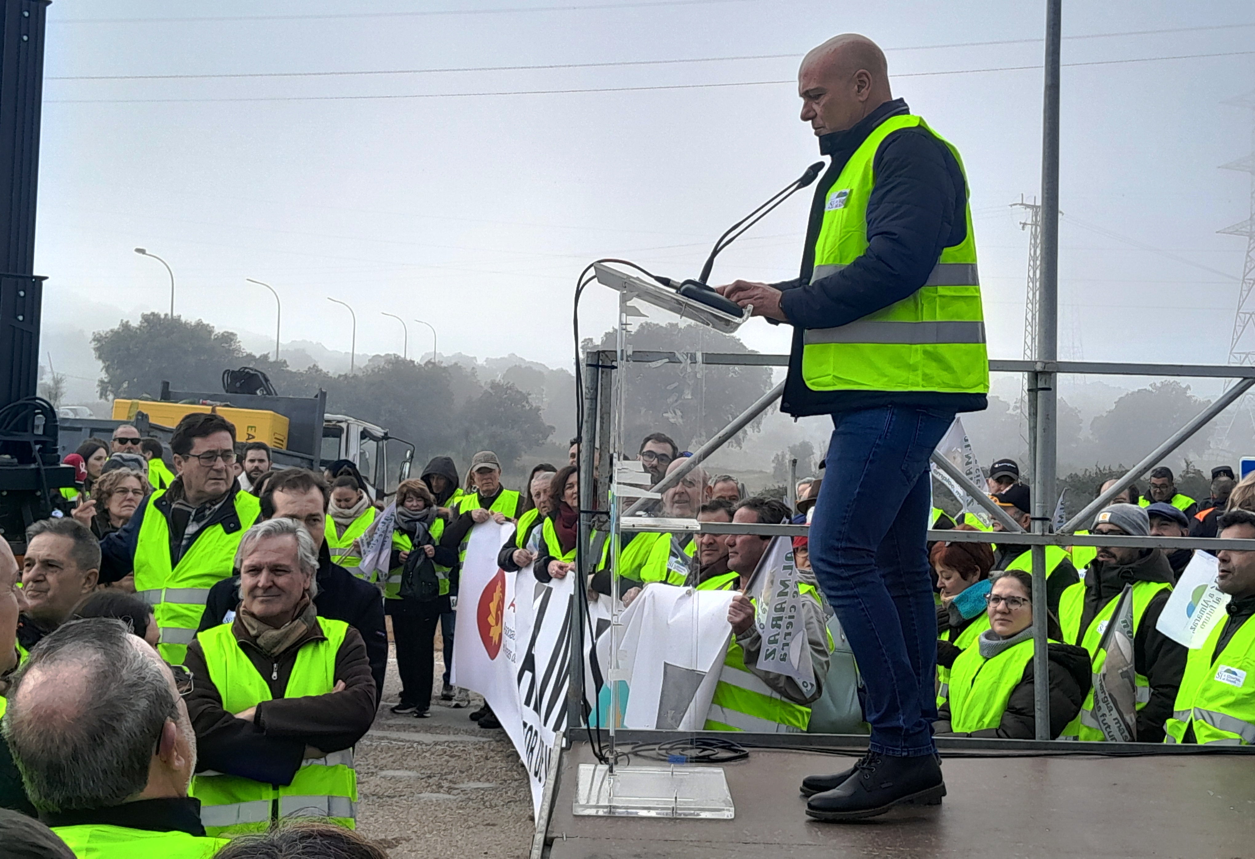 La manifestación contra el cierre de Almaraz, en imágenes