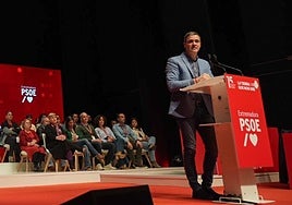 Pedro Sánchez, en el congreso del PSOE de Extremadura, donde Miguel Ángel Gallardo ha presentado su ejecutiva regional.