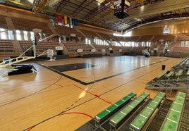 La pista de La Granadilla con las gradas supletorias que se colocaron para el partido de la Supercopa.