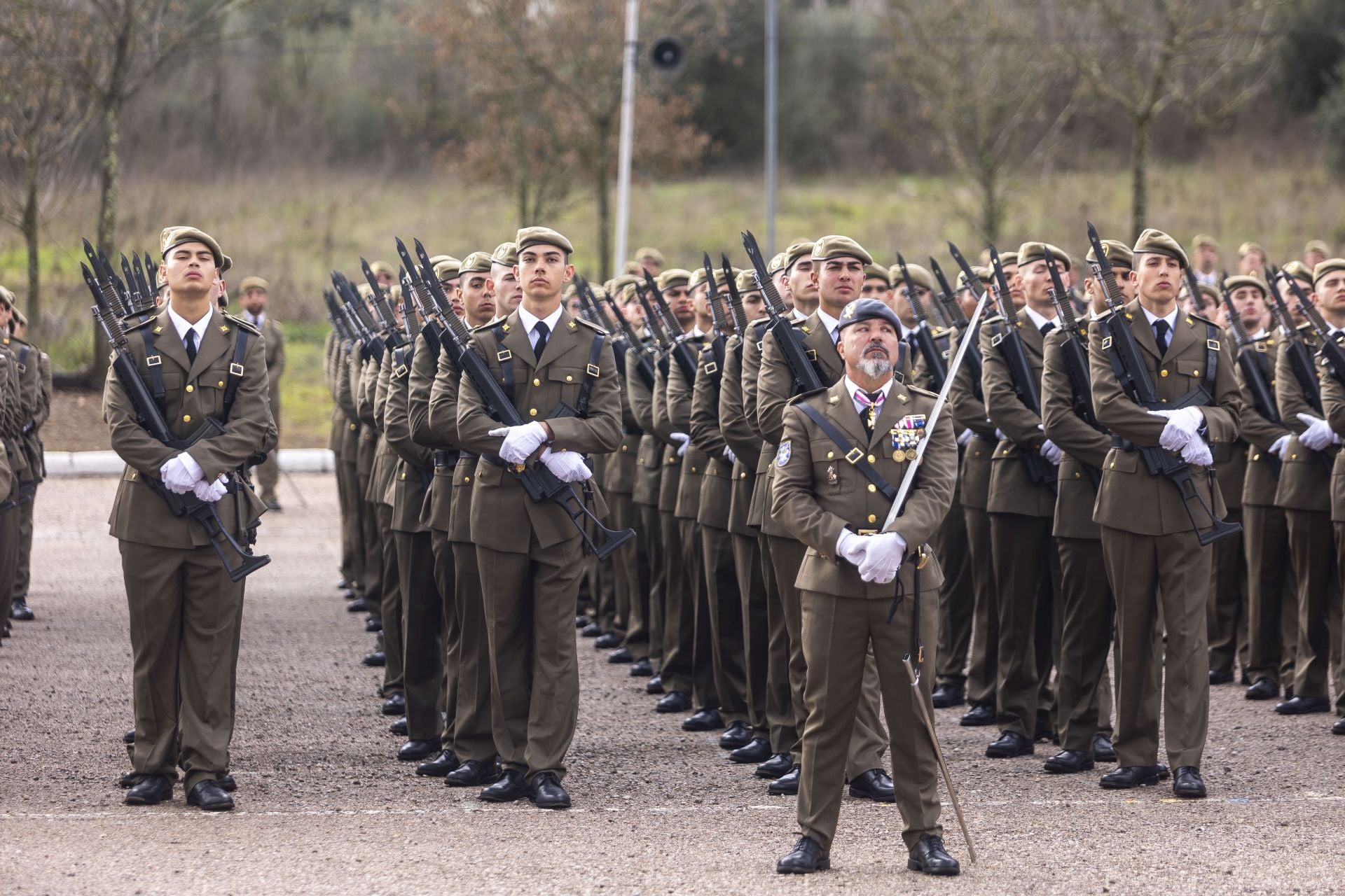 Fotos | Búscate en la jura de bandera en el Cefot de Cáceres