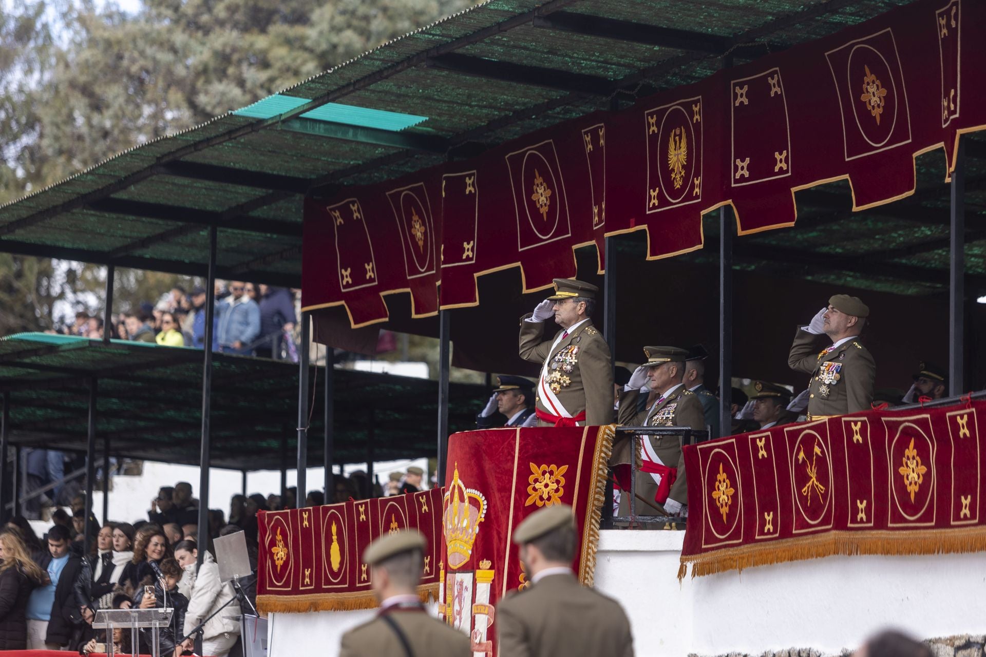 Fotos | Búscate en la jura de bandera en el Cefot de Cáceres