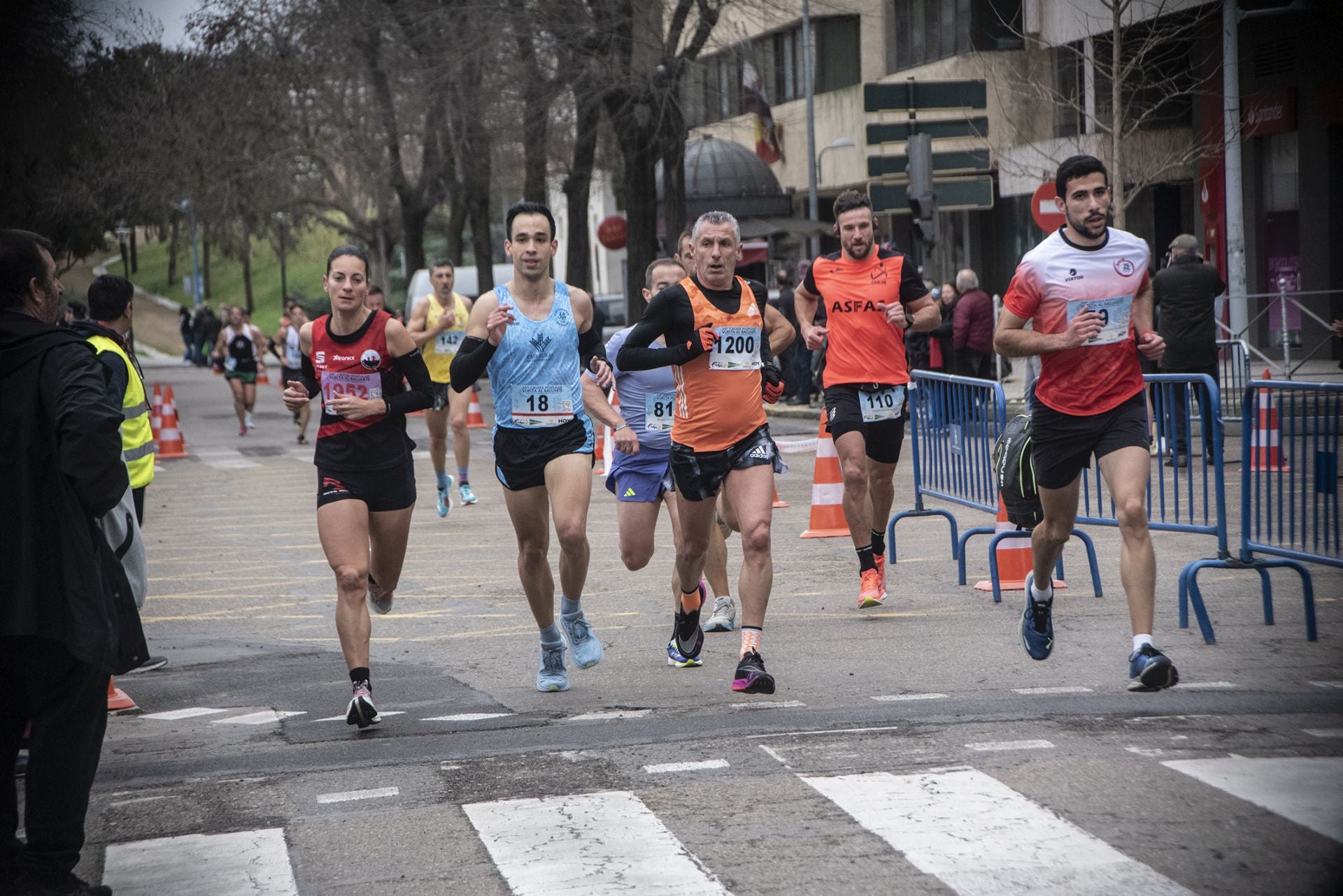 Búscate en La Vuelta al Baluarte de Badajoz (II)