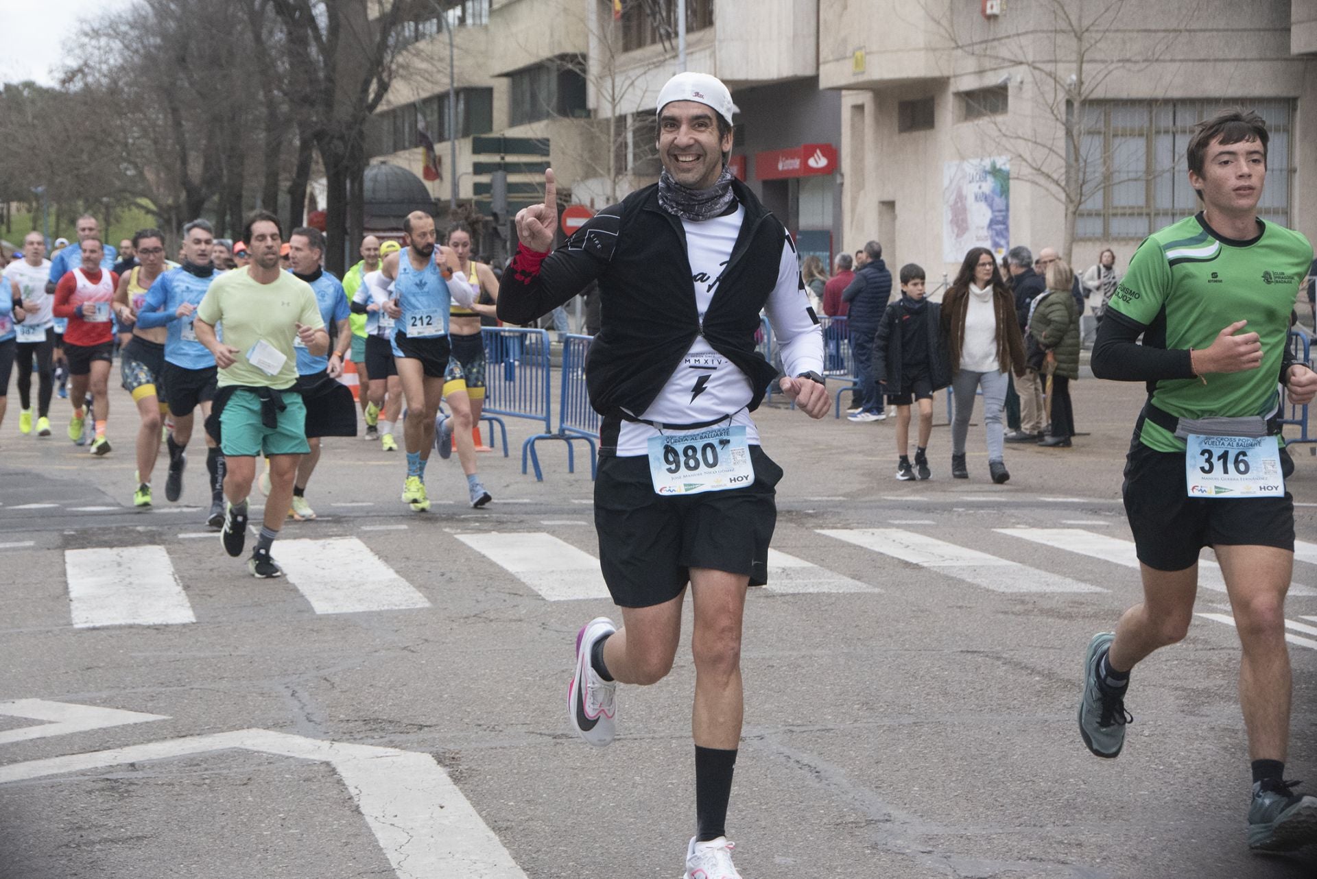 Búscate en La Vuelta al Baluarte de Badajoz (II)