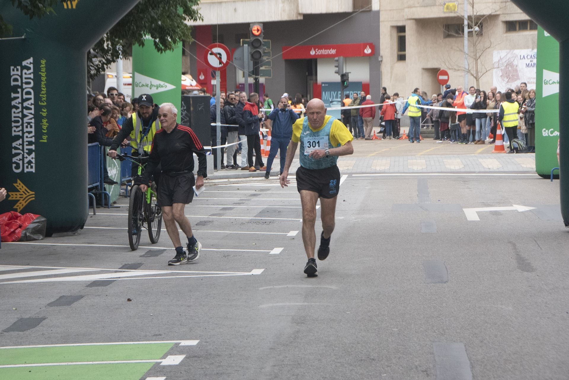 Búscate en La Vuelta al Baluarte de Badajoz (II)