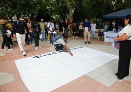 Foto de archivo de un acto conmemorativo del día de los refugiados en Cáceres.