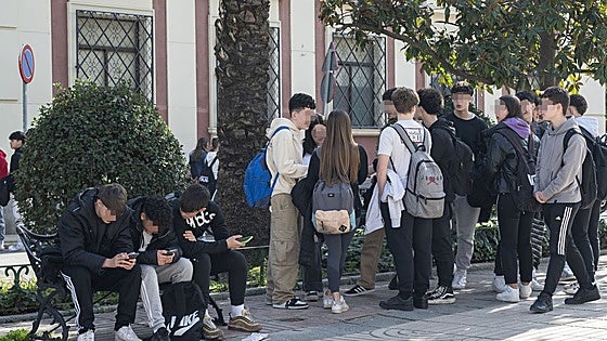 Los padres de Badajoz se quejan de que quiten a mitad de curso dos días de clase
