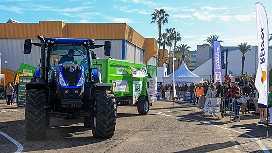 Los tractoristas más habilidosos se retan en Agroexpo
