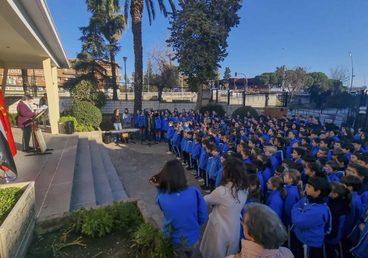 Celebración del 75 aniversario del colegio Escolapias de Mérida.