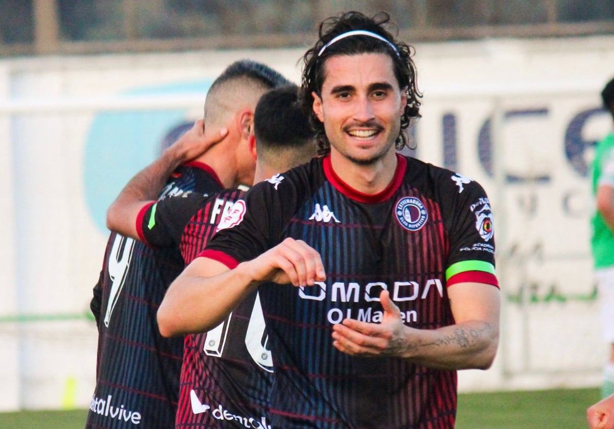 Barace celebra su gol de la pasada jornada.