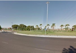 Rotonda en la Ex-310, en Las Vaguadas.