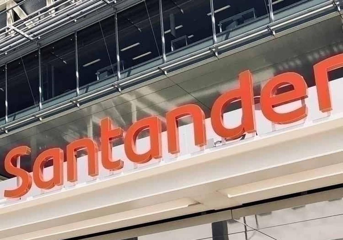 Banco Santander alerta sobre el 'spoofing': «Te envían mensajes en hilos de conversación ya existentes»