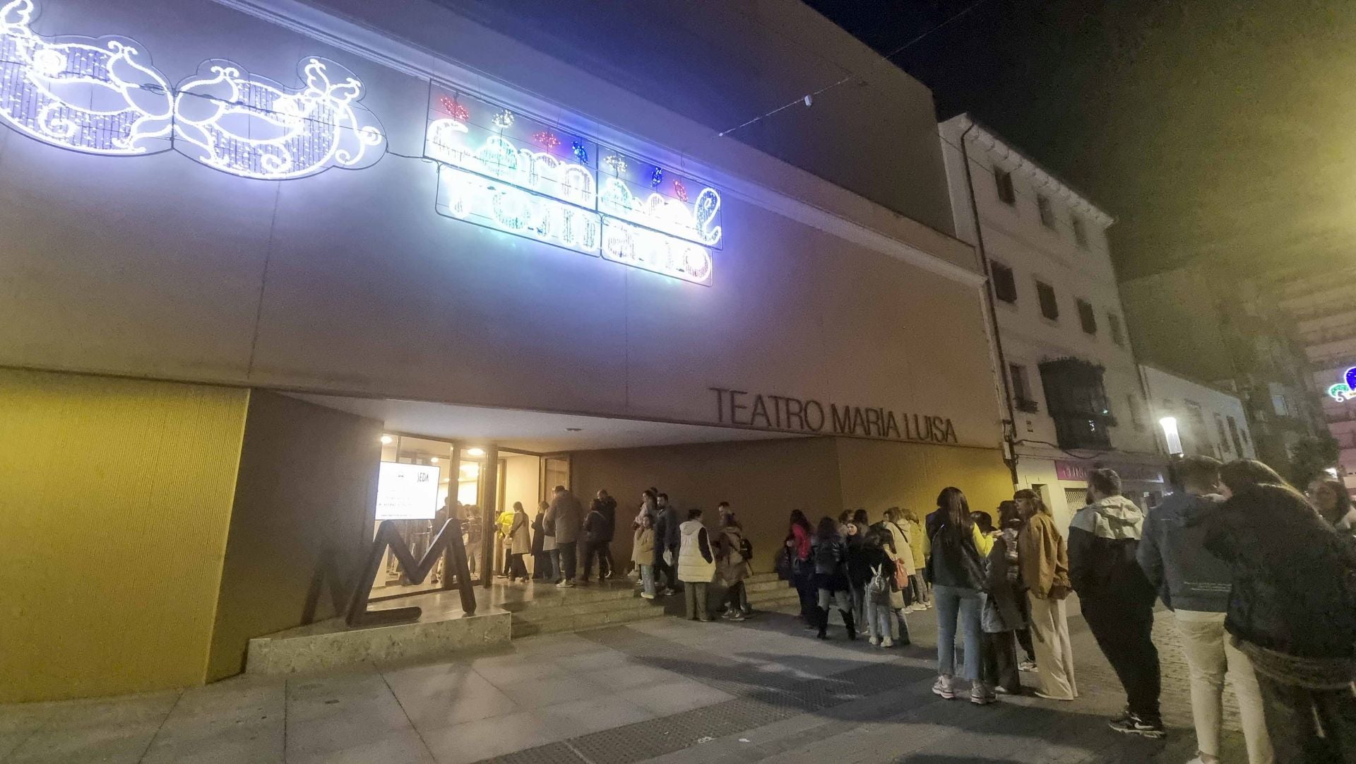 Entrada al teatro. 